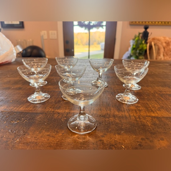 Other - Elegant Vintage Clear Glass Coupe 8 pc set